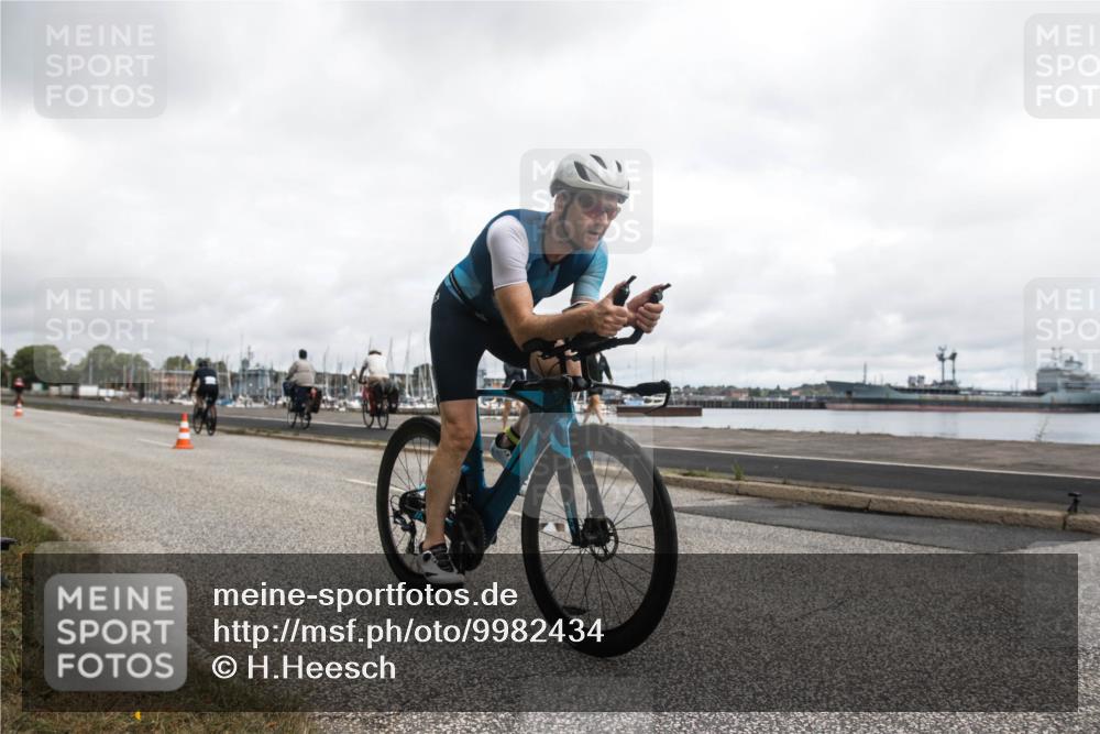 16.08.2026 - KN Förde Triathlon 2026 H.Heesch http://msf.ph/oto/9982434 16.08.2026 11:35:41 Radfahren 412 meine-sportfotos.de
