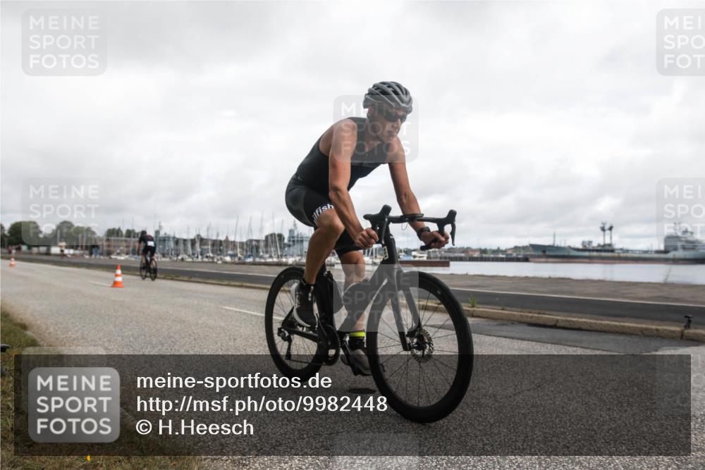16.08.2026 - KN Förde Triathlon 2026 H.Heesch http://msf.ph/oto/9982448 16.08.2026 11:36:46 Radfahren 429 meine-sportfotos.de
