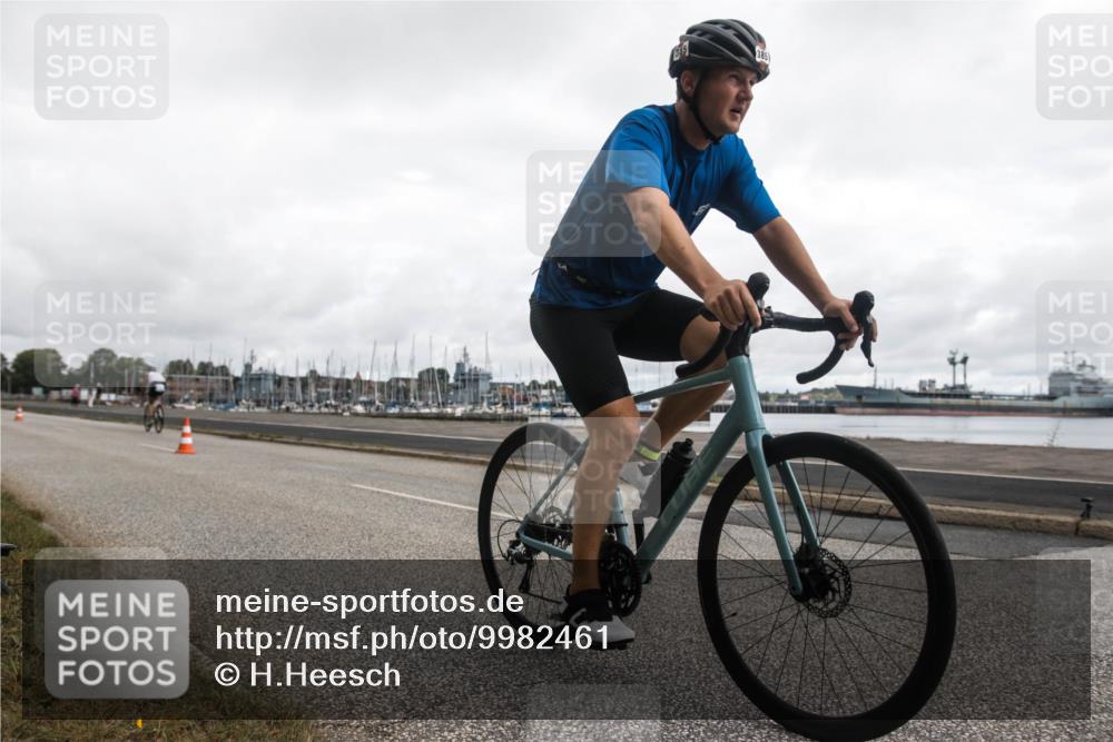 16.08.2026 - KN Förde Triathlon 2026 H.Heesch http://msf.ph/oto/9982461 16.08.2026 11:37:19 Radfahren 385 meine-sportfotos.de