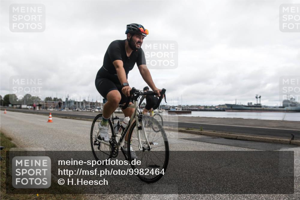 16.08.2026 - KN Förde Triathlon 2026 H.Heesch http://msf.ph/oto/9982464 16.08.2026 11:37:32 Radfahren 374 meine-sportfotos.de