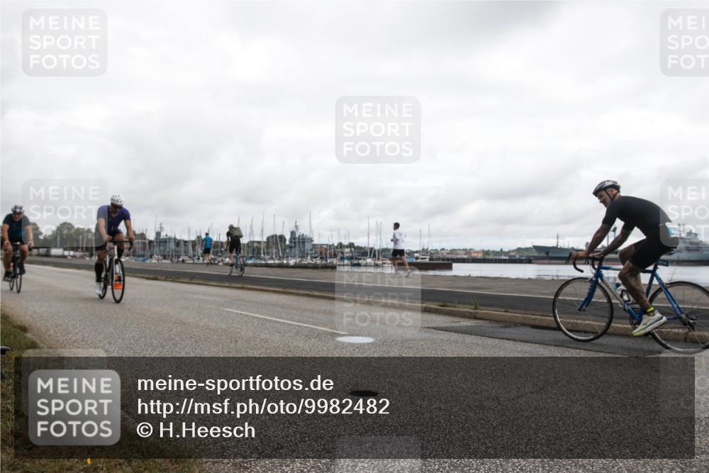 16.08.2026 - KN Förde Triathlon 2026 H.Heesch http://msf.ph/oto/9982482 16.08.2026 11:38:56 Radfahren 360, 406, 435 meine-sportfotos.de