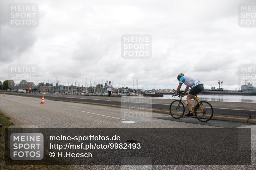 16.08.2026 - KN Förde Triathlon 2026 H.Heesch http://msf.ph/oto/9982493 16.08.2026 11:40:13 Radfahren  meine-sportfotos.de