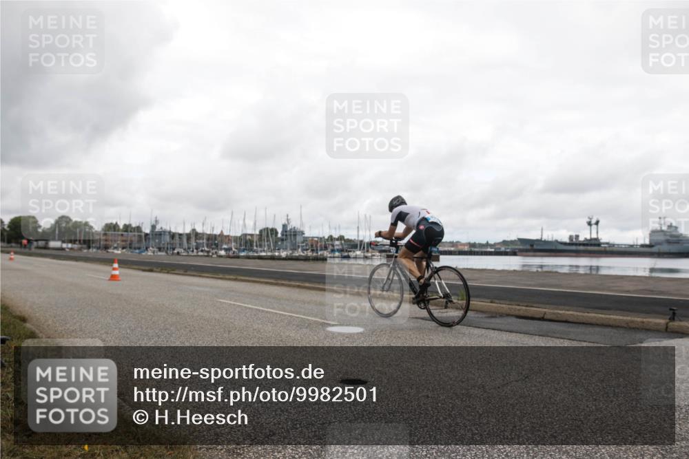 16.08.2026 - KN Förde Triathlon 2026 H.Heesch http://msf.ph/oto/9982501 16.08.2026 11:40:44 Radfahren 397 meine-sportfotos.de