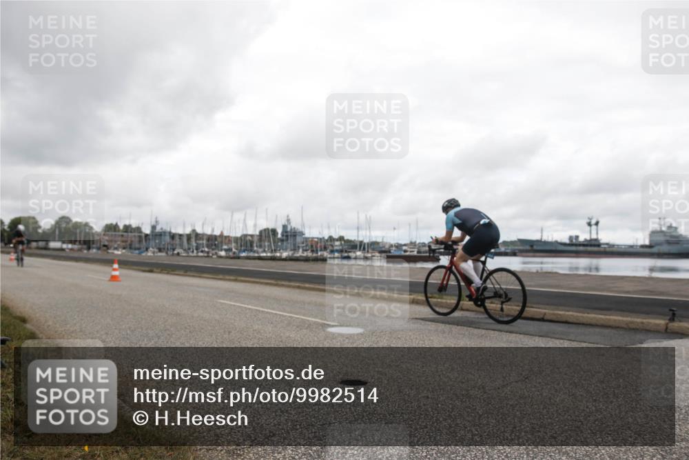 16.08.2026 - KN Förde Triathlon 2026 H.Heesch http://msf.ph/oto/9982514 16.08.2026 11:41:36 Radfahren 348, 381, 414 meine-sportfotos.de