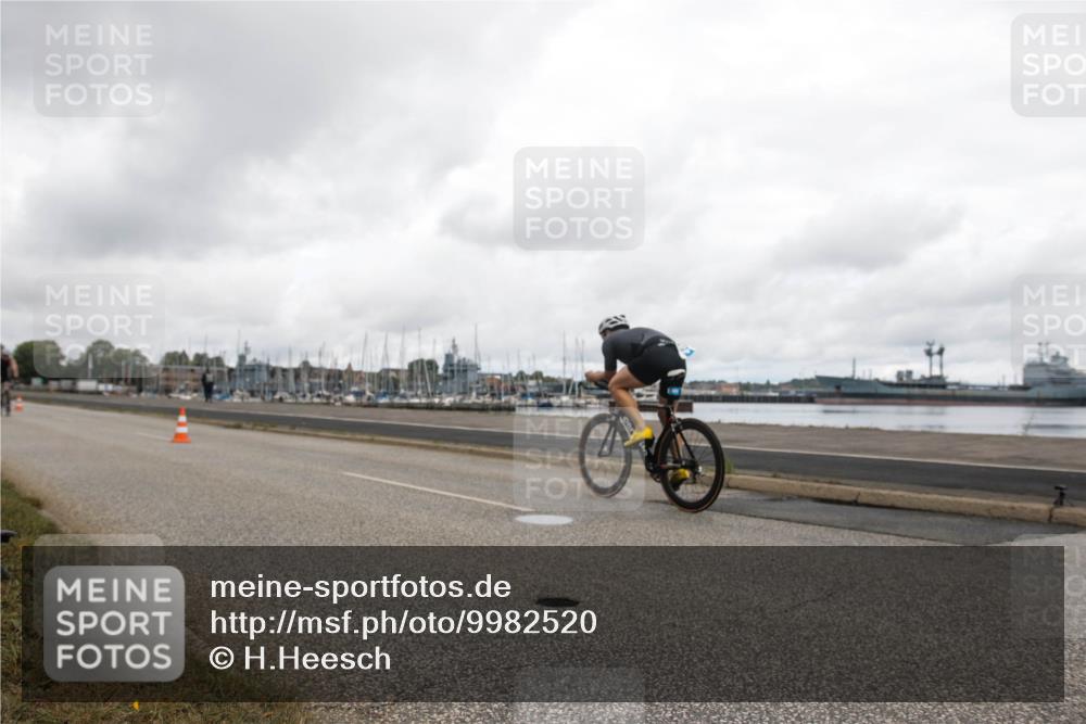 16.08.2026 - KN Förde Triathlon 2026 H.Heesch http://msf.ph/oto/9982520 16.08.2026 11:42:20 Radfahren 408 meine-sportfotos.de