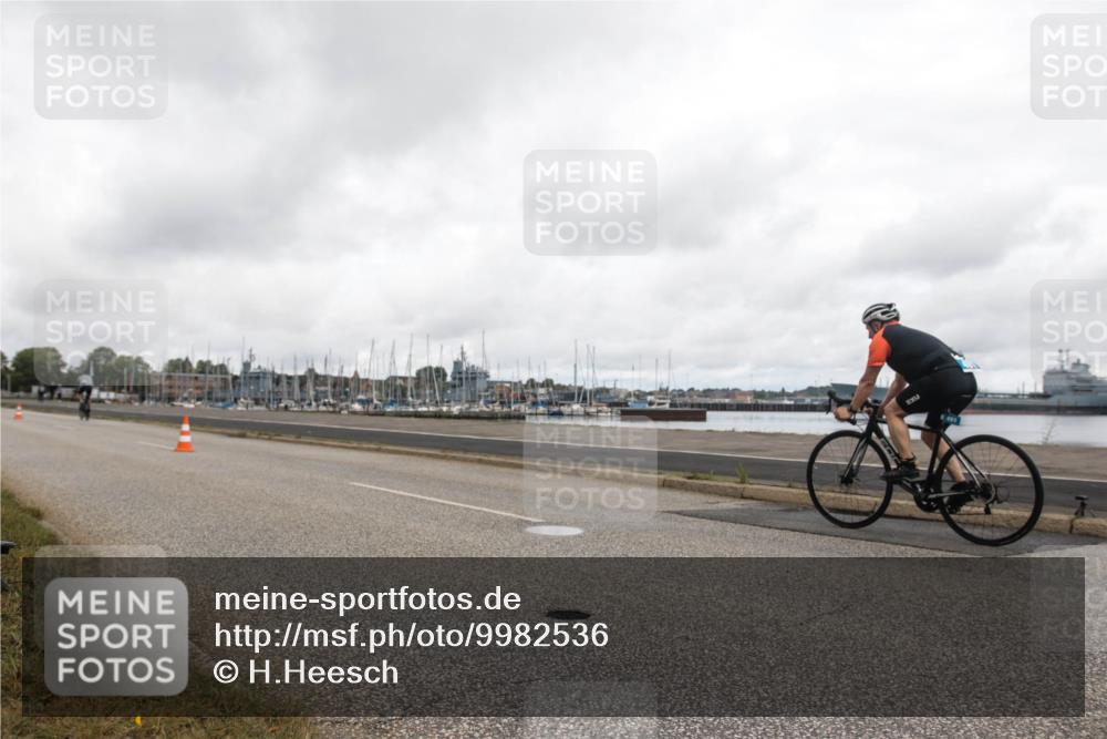 16.08.2026 - KN Förde Triathlon 2026 H.Heesch http://msf.ph/oto/9982536 16.08.2026 11:43:04 Radfahren 427 meine-sportfotos.de