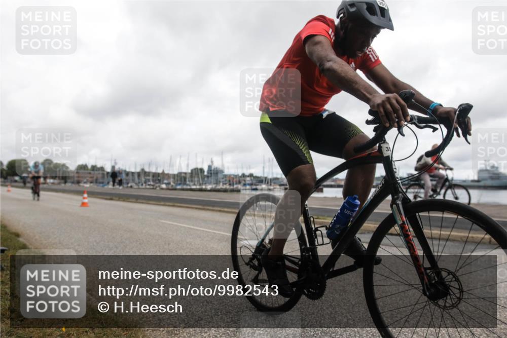 16.08.2026 - KN Förde Triathlon 2026 H.Heesch http://msf.ph/oto/9982543 16.08.2026 11:44:02 Radfahren 351, 801 meine-sportfotos.de