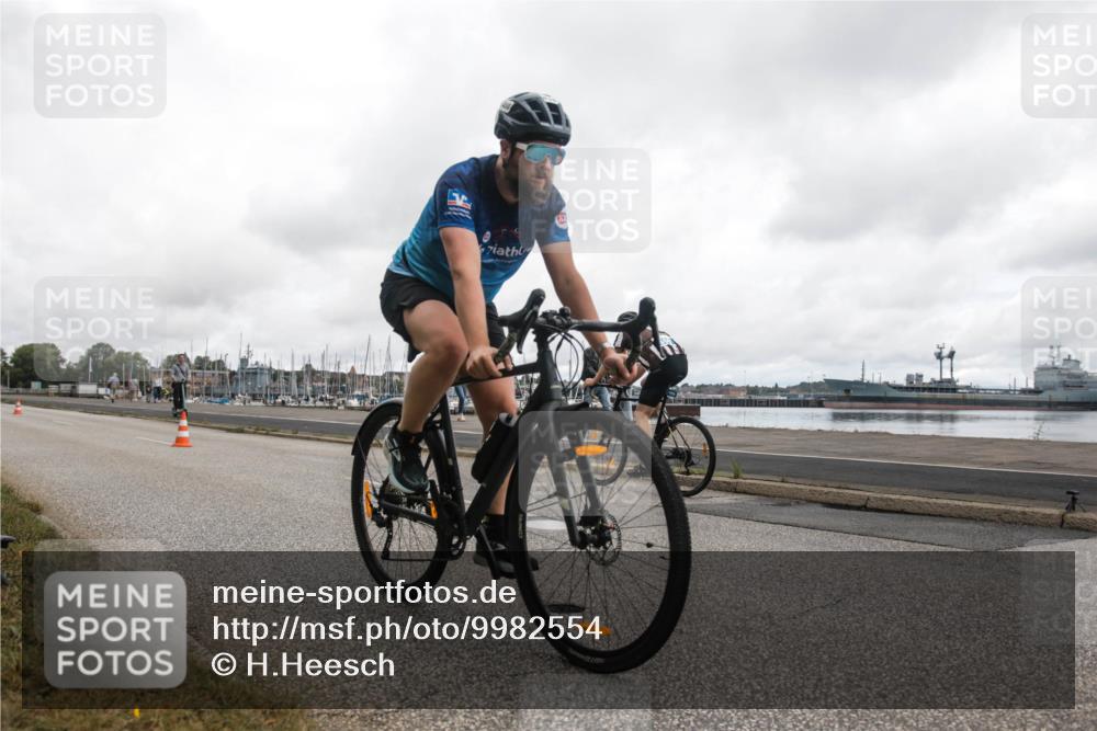 16.08.2026 - KN Förde Triathlon 2026 H.Heesch http://msf.ph/oto/9982554 16.08.2026 11:45:03 Radfahren 422, 438, 439 meine-sportfotos.de
