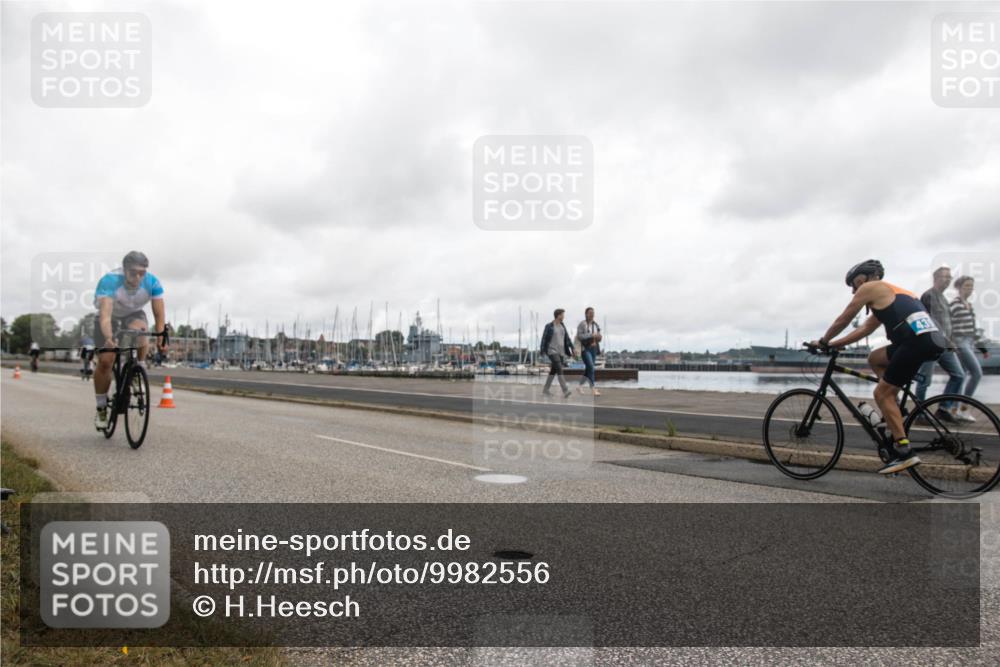 16.08.2026 - KN Förde Triathlon 2026 H.Heesch http://msf.ph/oto/9982556 16.08.2026 11:45:08 Radfahren  meine-sportfotos.de