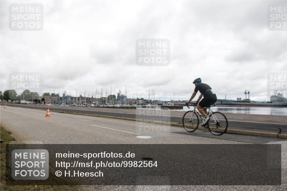 16.08.2026 - KN Förde Triathlon 2026 H.Heesch http://msf.ph/oto/9982564 16.08.2026 11:45:59 Radfahren 415 meine-sportfotos.de