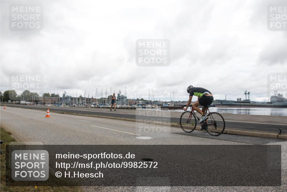 16.08.2026 - KN Förde Triathlon 2026 H.Heesch http://msf.ph/oto/9982572 16.08.2026 11:47:08 Radfahren  meine-sportfotos.de