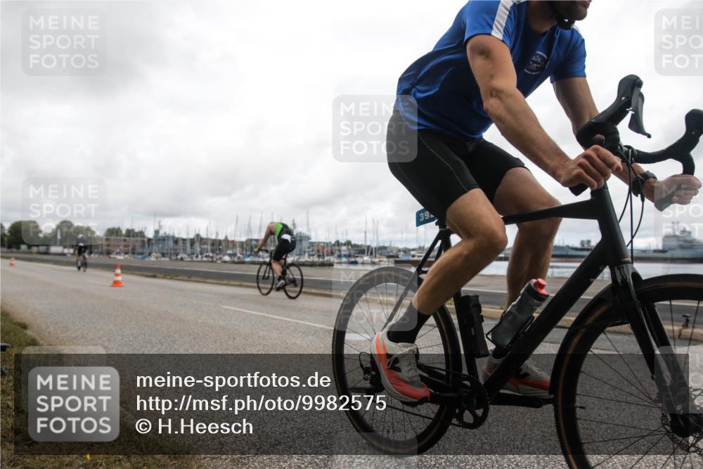 16.08.2026 - KN Förde Triathlon 2026 H.Heesch http://msf.ph/oto/9982575 16.08.2026 11:47:31 Radfahren  meine-sportfotos.de