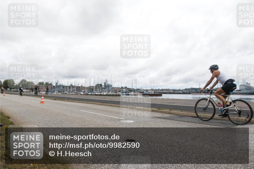 16.08.2026 - KN Förde Triathlon 2026 H.Heesch http://msf.ph/oto/9982590 16.08.2026 11:48:57 Radfahren 426 meine-sportfotos.de