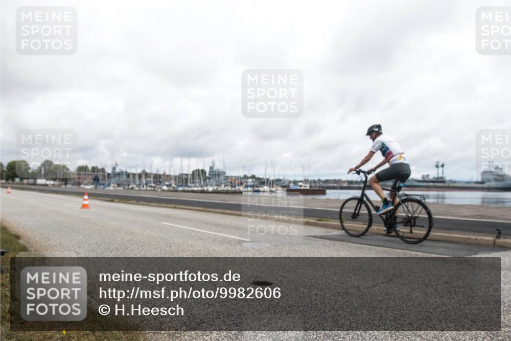 16.08.2026 - KN Förde Triathlon 2026 H.Heesch http://msf.ph/oto/9982606 16.08.2026 11:51:20 Radfahren 425 meine-sportfotos.de