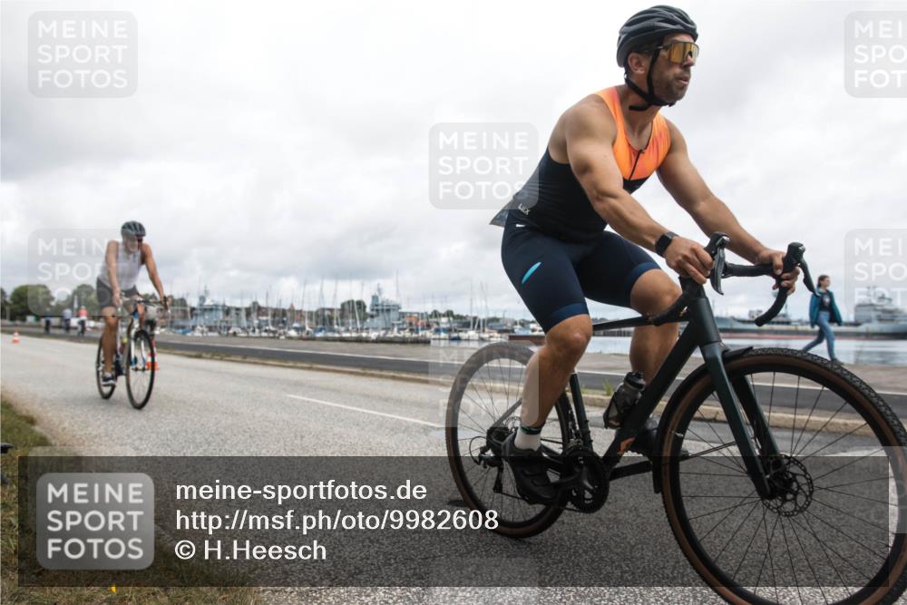 16.08.2026 - KN Förde Triathlon 2026 H.Heesch http://msf.ph/oto/9982608 16.08.2026 11:51:45 Radfahren  meine-sportfotos.de
