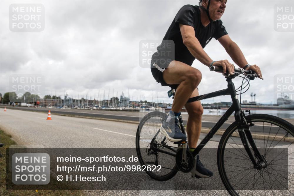 16.08.2026 - KN Förde Triathlon 2026 H.Heesch http://msf.ph/oto/9982622 16.08.2026 11:56:36 Radfahren  meine-sportfotos.de