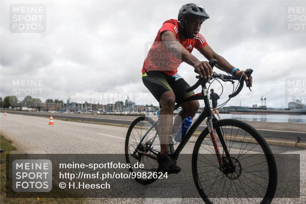 16.08.2026 - KN Förde Triathlon 2026 H.Heesch http://msf.ph/oto/9982624 16.08.2026 11:57:21 Radfahren  meine-sportfotos.de