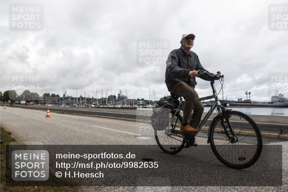 16.08.2026 - KN Förde Triathlon 2026 H.Heesch http://msf.ph/oto/9982635 16.08.2026 12:02:00 Radfahren  meine-sportfotos.de