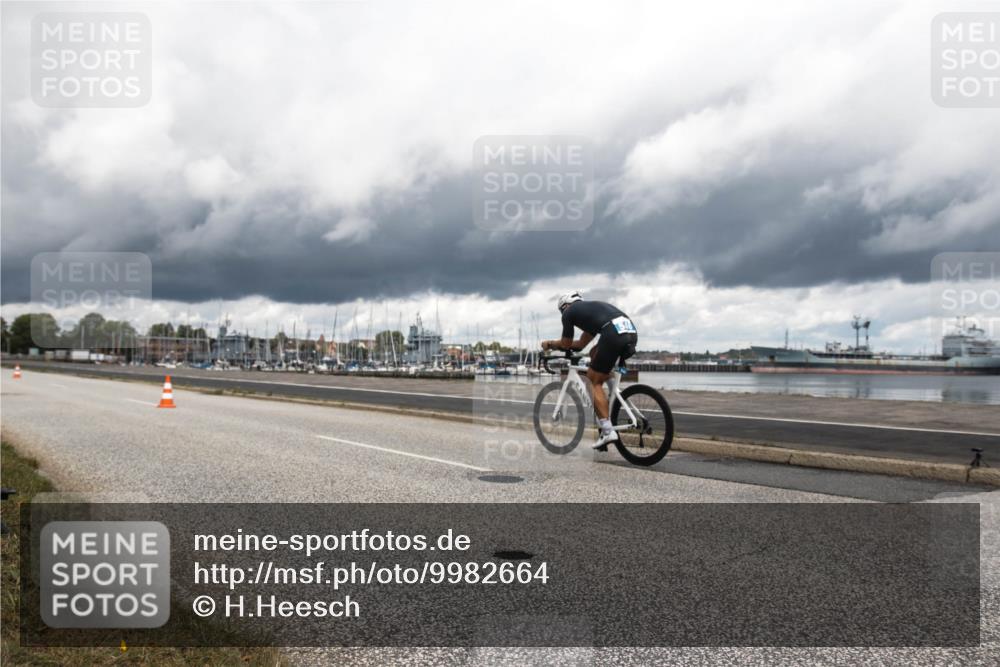 16.08.2026 - KN Förde Triathlon 2026 H.Heesch http://msf.ph/oto/9982664 16.08.2026 12:47:30 Radfahren 518 meine-sportfotos.de