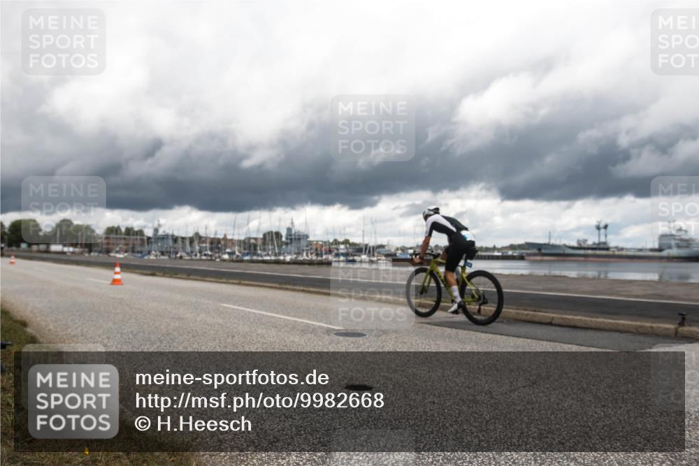 16.08.2026 - KN Förde Triathlon 2026 H.Heesch http://msf.ph/oto/9982668 16.08.2026 12:47:47 Radfahren 508, 521, 527 meine-sportfotos.de