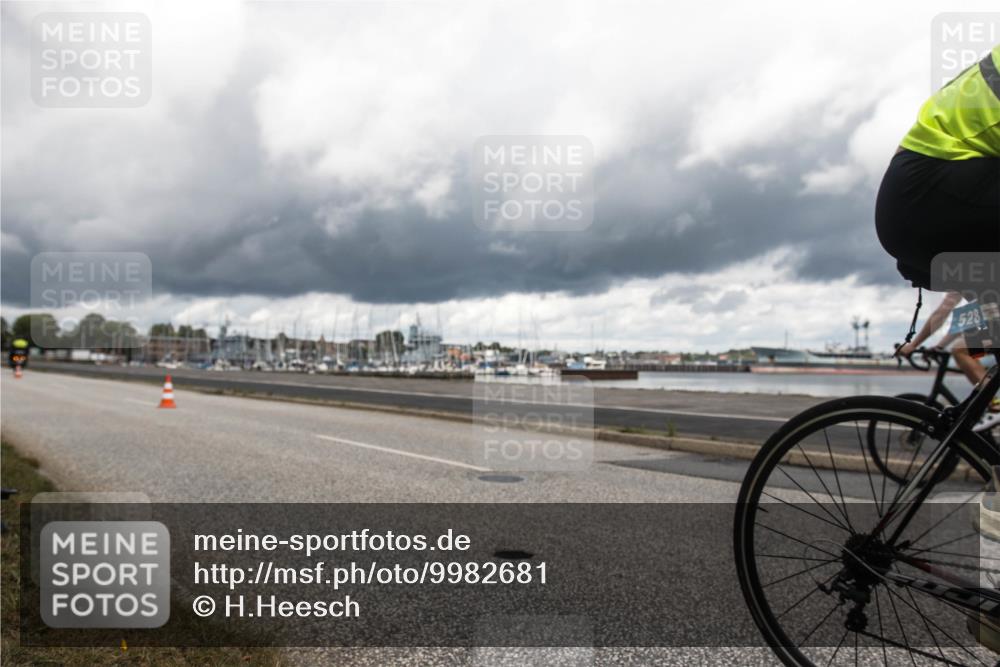 16.08.2026 - KN Förde Triathlon 2026 H.Heesch http://msf.ph/oto/9982681 16.08.2026 12:49:31 Radfahren 501, 528, 531, 540, 542 meine-sportfotos.de