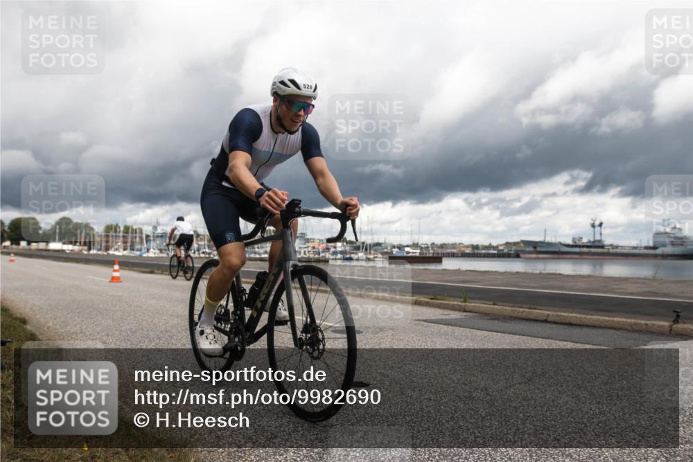 16.08.2026 - KN Förde Triathlon 2026 H.Heesch http://msf.ph/oto/9982690 16.08.2026 12:50:13 Radfahren 520, 541, 558 meine-sportfotos.de