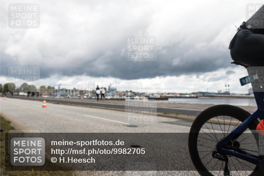 16.08.2026 - KN Förde Triathlon 2026 H.Heesch http://msf.ph/oto/9982705 16.08.2026 12:51:47 Radfahren 550, 551, 557, 574 meine-sportfotos.de