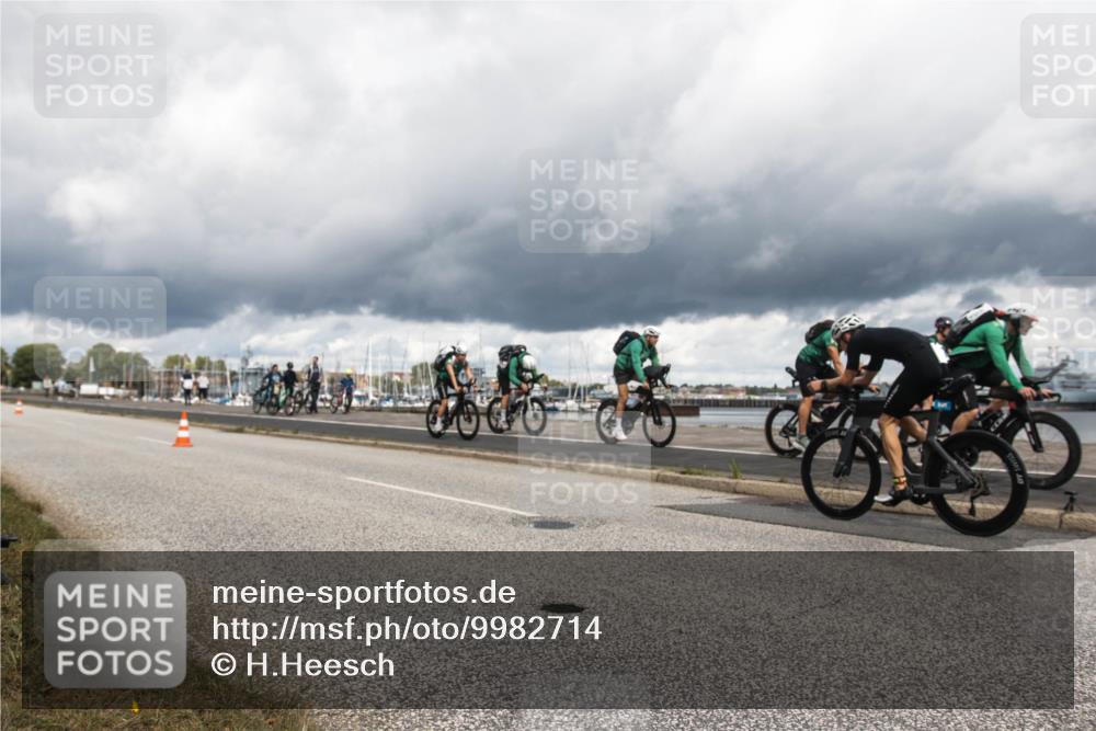 16.08.2026 - KN Förde Triathlon 2026 H.Heesch http://msf.ph/oto/9982714 16.08.2026 12:52:10 Radfahren 505, 531 meine-sportfotos.de