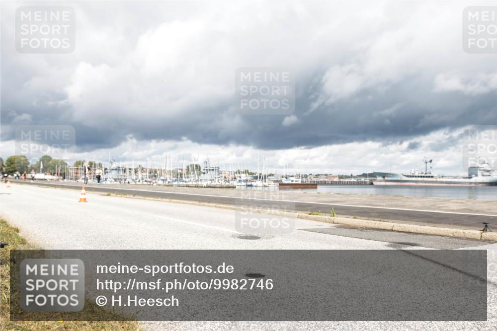16.08.2026 - KN Förde Triathlon 2026 H.Heesch http://msf.ph/oto/9982746 16.08.2026 12:53:06 Radfahren 502, 535, 559, 587, 701, 733 meine-sportfotos.de