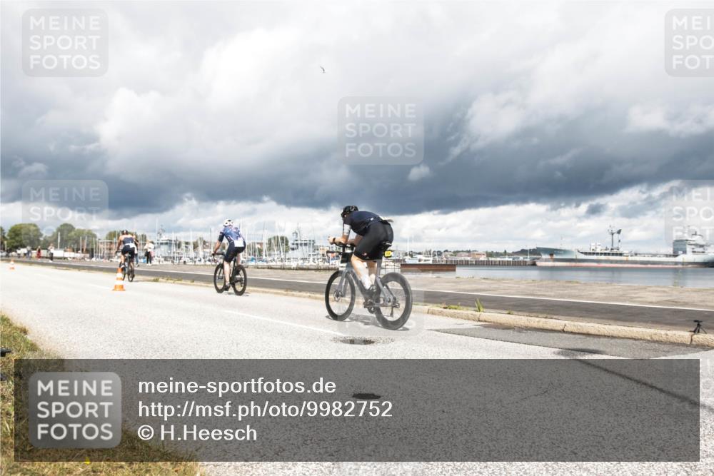 16.08.2026 - KN Förde Triathlon 2026 H.Heesch http://msf.ph/oto/9982752 16.08.2026 12:53:08 Radfahren 535, 559, 701, 733 meine-sportfotos.de