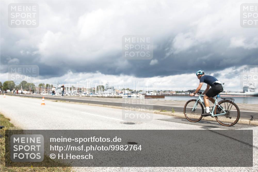 16.08.2026 - KN Förde Triathlon 2026 H.Heesch http://msf.ph/oto/9982764 16.08.2026 12:53:15 Radfahren 561 meine-sportfotos.de