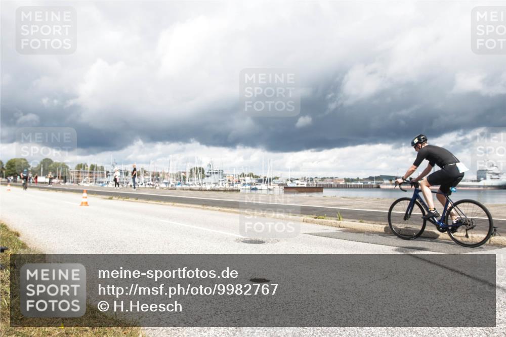 16.08.2026 - KN Förde Triathlon 2026 H.Heesch http://msf.ph/oto/9982767 16.08.2026 12:53:18 Radfahren 517, 561 meine-sportfotos.de