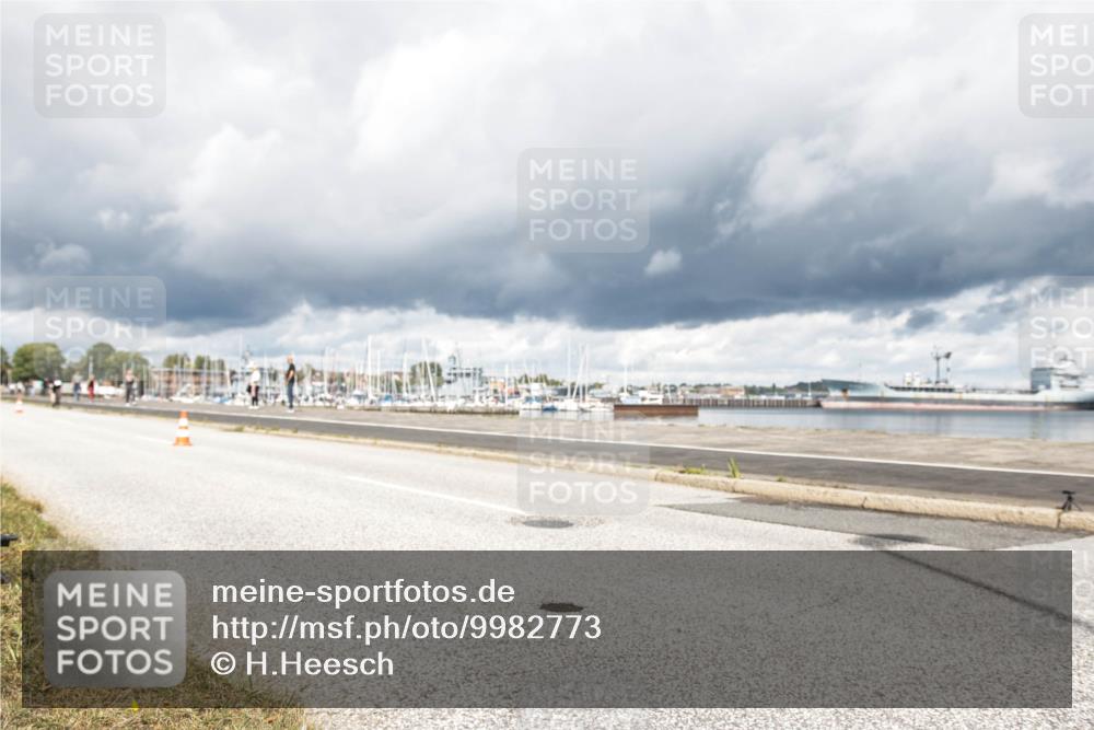 16.08.2026 - KN Förde Triathlon 2026 H.Heesch http://msf.ph/oto/9982773 16.08.2026 12:53:23 Radfahren 517, 556, 569, 588, 719 meine-sportfotos.de