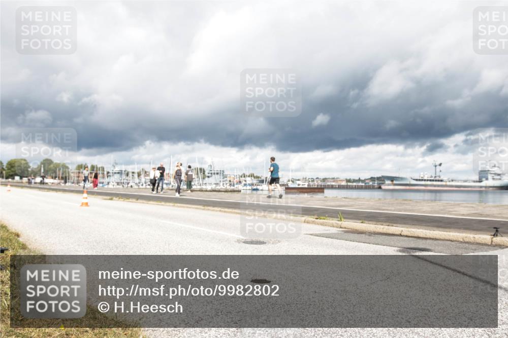 16.08.2026 - KN Förde Triathlon 2026 H.Heesch http://msf.ph/oto/9982802 16.08.2026 12:53:41 Radfahren 567 meine-sportfotos.de