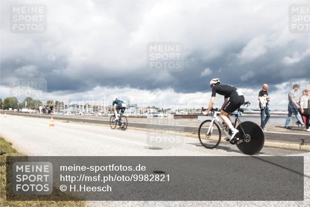 16.08.2026 - KN Förde Triathlon 2026 H.Heesch http://msf.ph/oto/9982821 16.08.2026 12:54:04 Radfahren 512, 549, 574 meine-sportfotos.de