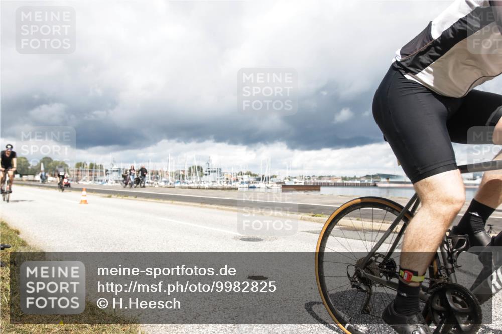 16.08.2026 - KN Förde Triathlon 2026 H.Heesch http://msf.ph/oto/9982825 16.08.2026 12:54:17 Radfahren 508, 550, 703 meine-sportfotos.de