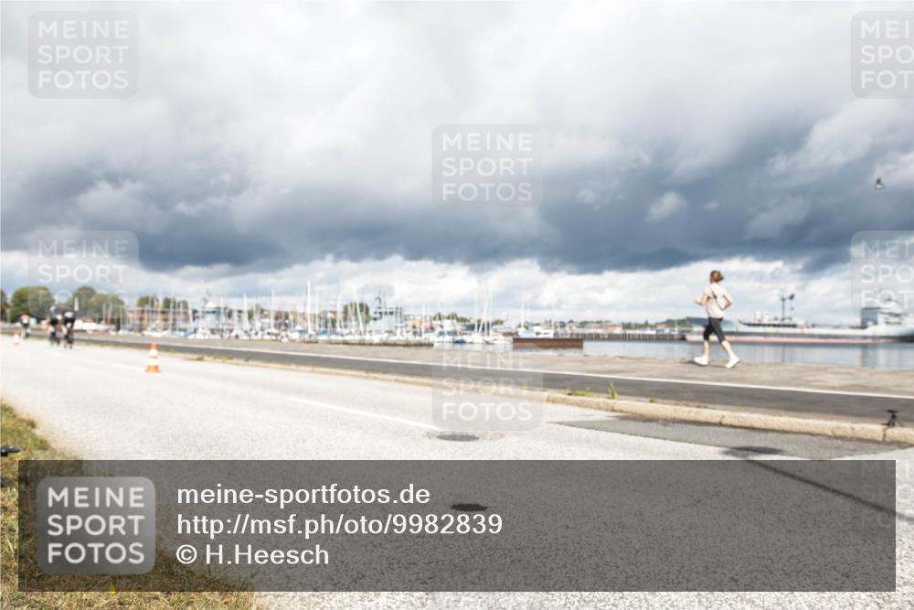 16.08.2026 - KN Förde Triathlon 2026 H.Heesch http://msf.ph/oto/9982839 16.08.2026 12:54:45 Radfahren 503, 532, 708 meine-sportfotos.de
