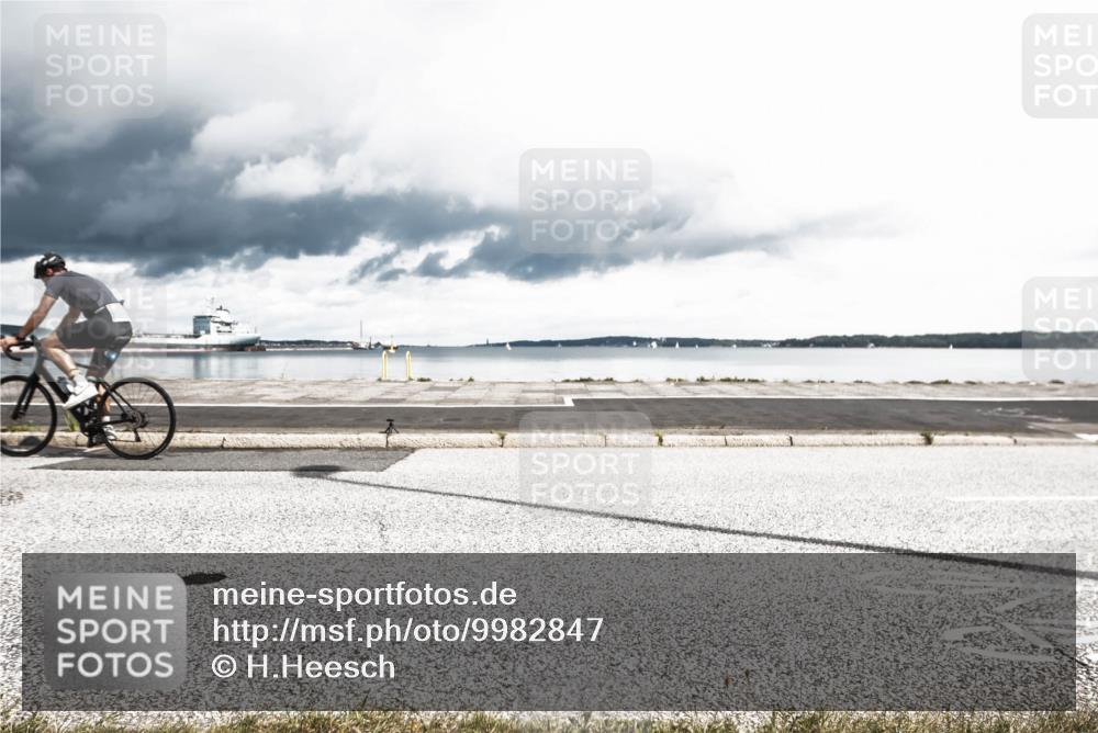 16.08.2026 - KN Förde Triathlon 2026 H.Heesch http://msf.ph/oto/9982847 16.08.2026 12:55:09 Radfahren 523, 555, 705, 733 meine-sportfotos.de