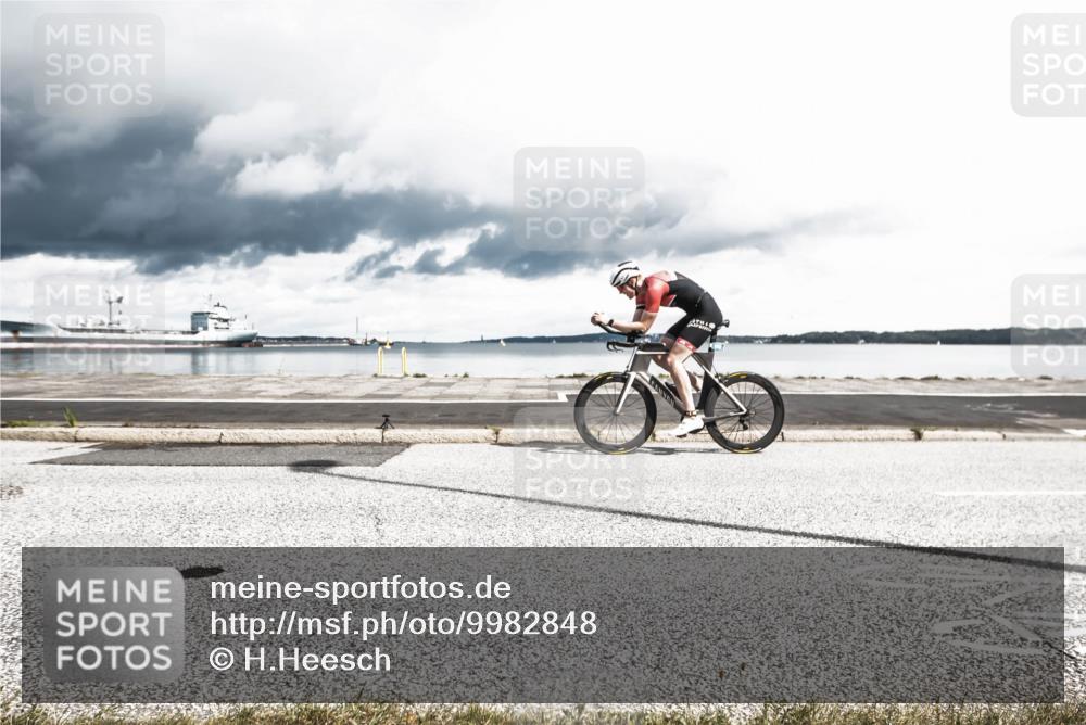 16.08.2026 - KN Förde Triathlon 2026 H.Heesch http://msf.ph/oto/9982848 16.08.2026 12:55:11 Radfahren 523, 705, 706, 733 meine-sportfotos.de