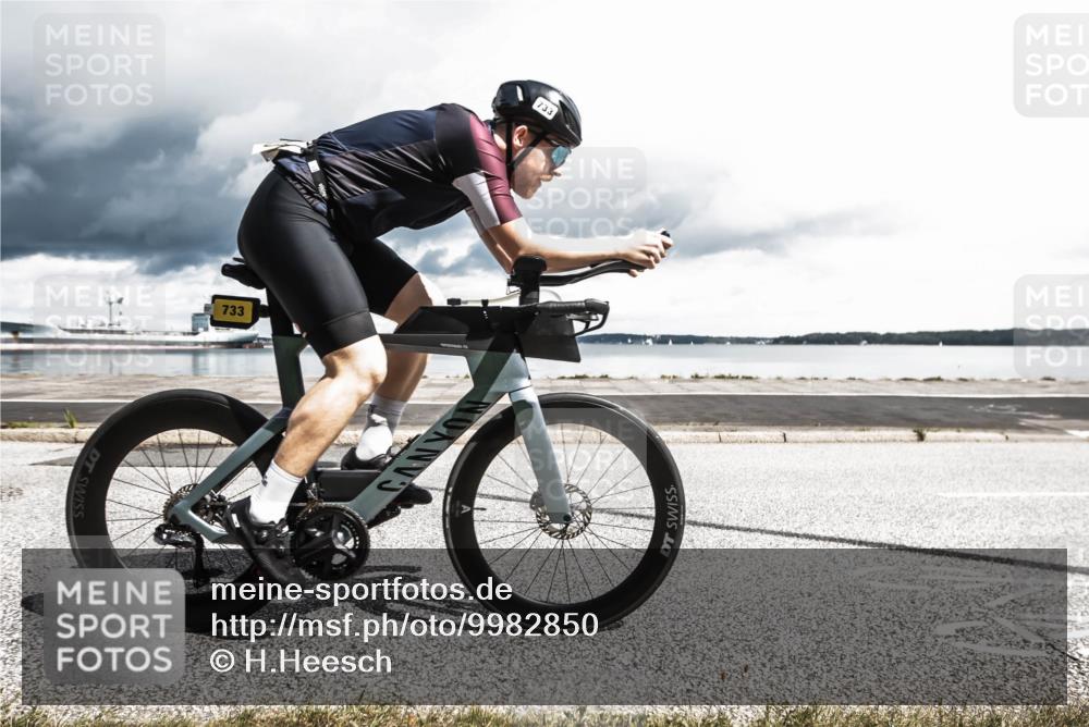 16.08.2026 - KN Förde Triathlon 2026 H.Heesch http://msf.ph/oto/9982850 16.08.2026 12:55:12 Radfahren 705, 706, 711, 733 meine-sportfotos.de