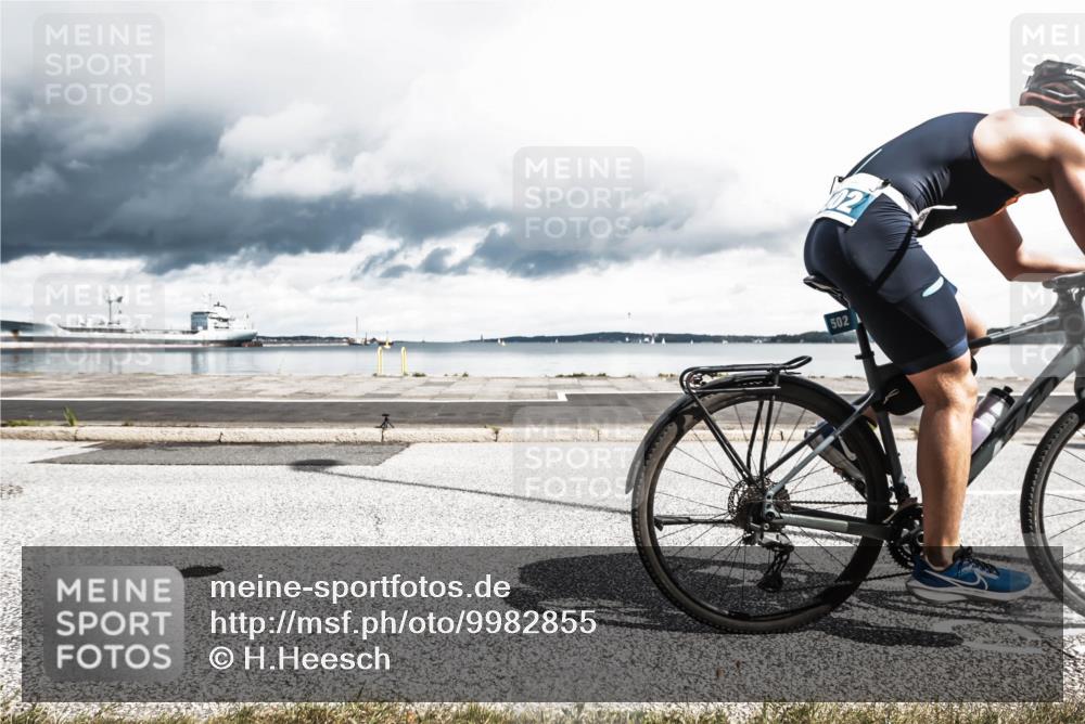 16.08.2026 - KN Förde Triathlon 2026 H.Heesch http://msf.ph/oto/9982855 16.08.2026 12:55:22 Radfahren 502, 514, 546, 572, 587 meine-sportfotos.de
