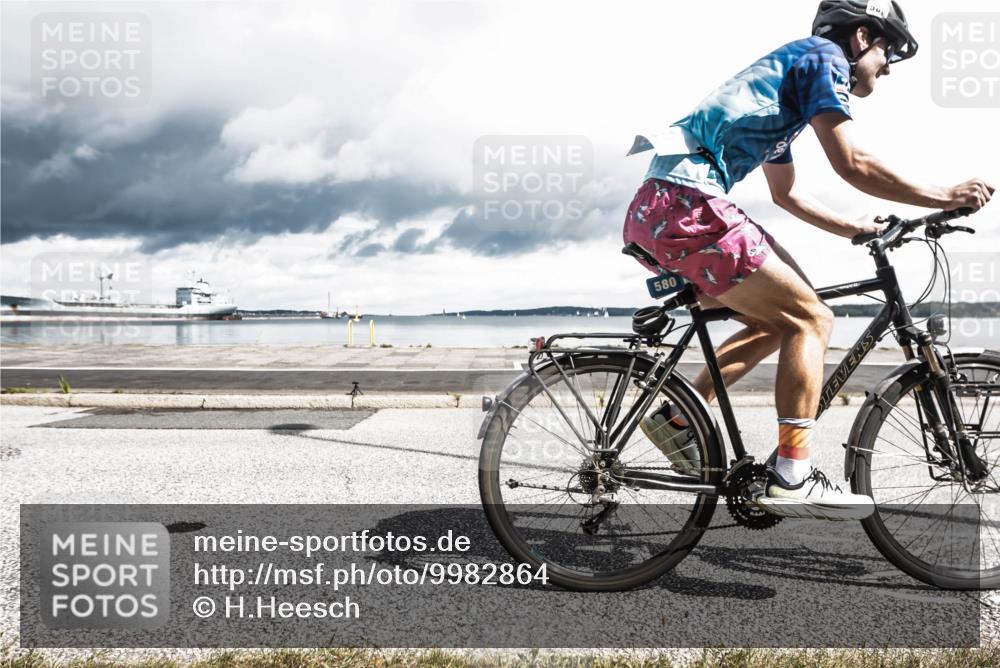 16.08.2026 - KN Förde Triathlon 2026 H.Heesch http://msf.ph/oto/9982864 16.08.2026 12:55:31 Radfahren 526, 535, 580, 719, 720 meine-sportfotos.de