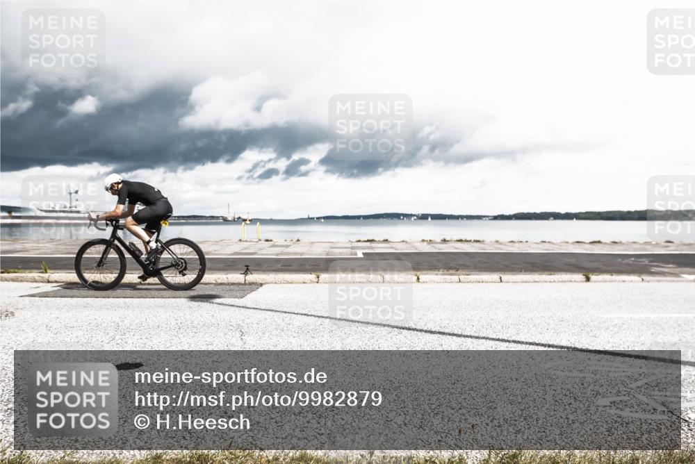 16.08.2026 - KN Förde Triathlon 2026 H.Heesch http://msf.ph/oto/9982879 16.08.2026 12:55:58 Radfahren 509, 542, 600, 704, 724, 727, 740 meine-sportfotos.de