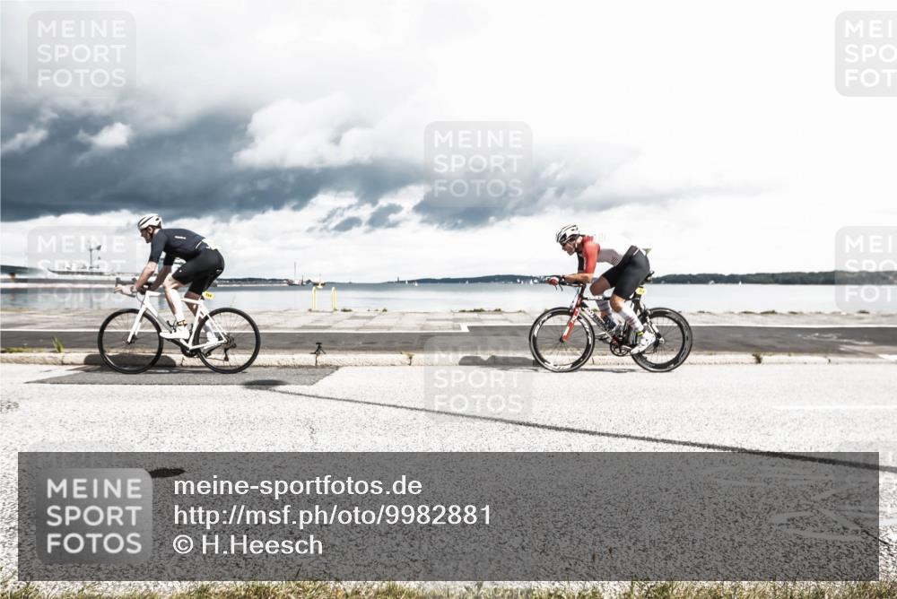 16.08.2026 - KN Förde Triathlon 2026 H.Heesch http://msf.ph/oto/9982881 16.08.2026 12:56:00 Radfahren 509, 542, 600, 704, 724, 727 meine-sportfotos.de
