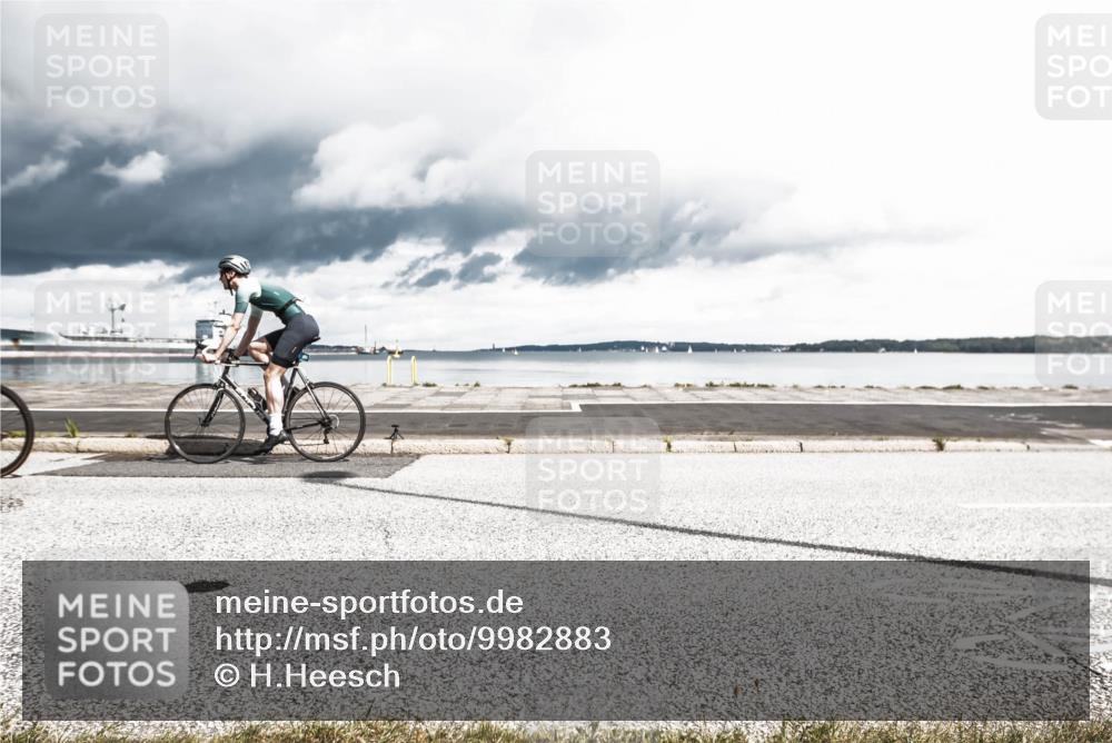 16.08.2026 - KN Förde Triathlon 2026 H.Heesch http://msf.ph/oto/9982883 16.08.2026 12:56:03 Radfahren 509, 600, 704, 714 meine-sportfotos.de