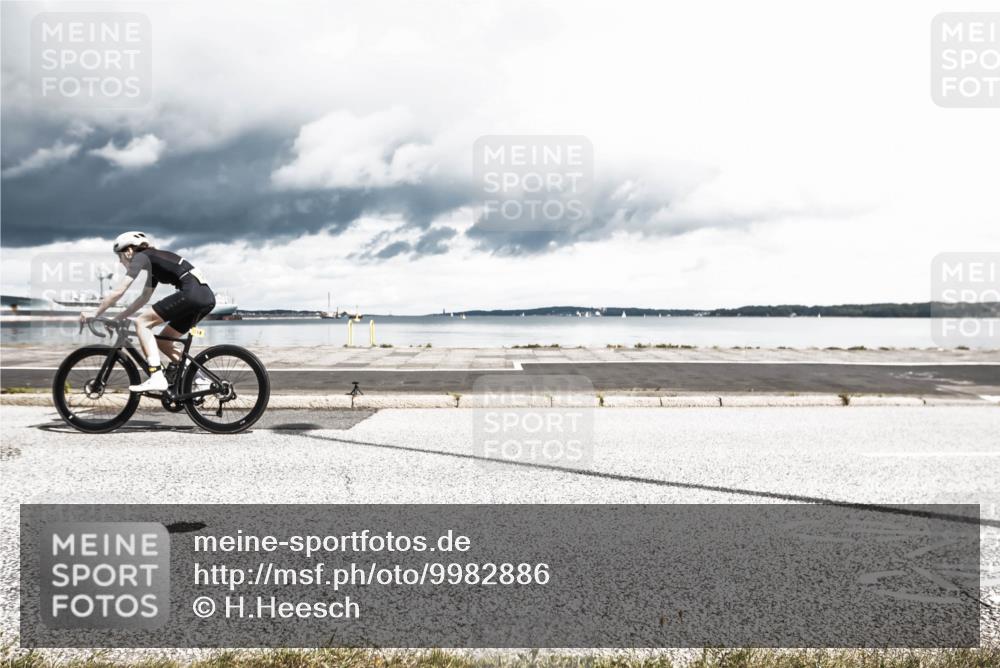 16.08.2026 - KN Förde Triathlon 2026 H.Heesch http://msf.ph/oto/9982886 16.08.2026 12:56:10 Radfahren 512, 567, 573, 585 meine-sportfotos.de