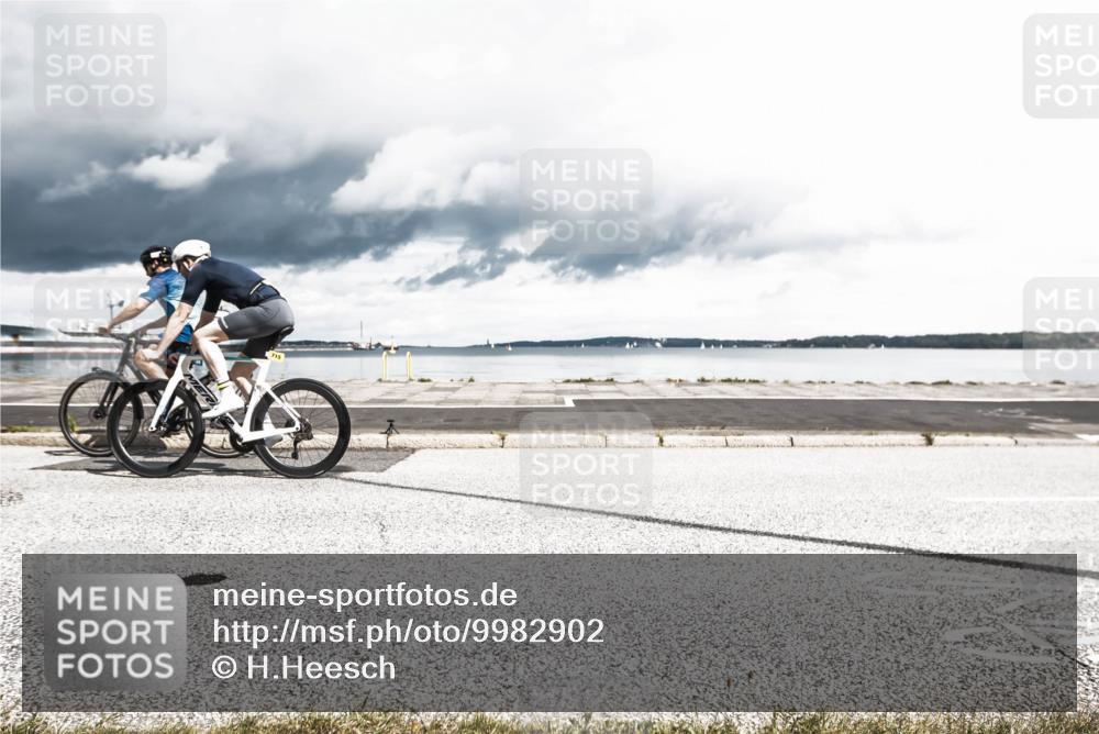 16.08.2026 - KN Förde Triathlon 2026 H.Heesch http://msf.ph/oto/9982902 16.08.2026 12:56:35 Radfahren 545, 715, 725 meine-sportfotos.de