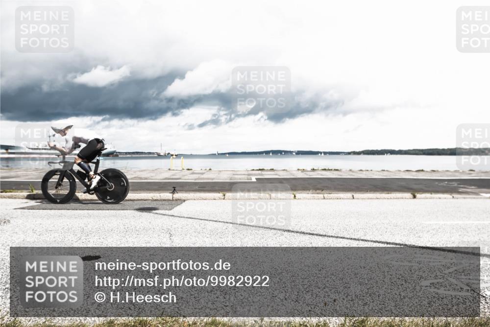 16.08.2026 - KN Förde Triathlon 2026 H.Heesch http://msf.ph/oto/9982922 16.08.2026 12:57:04 Radfahren 511, 527, 579, 581 meine-sportfotos.de