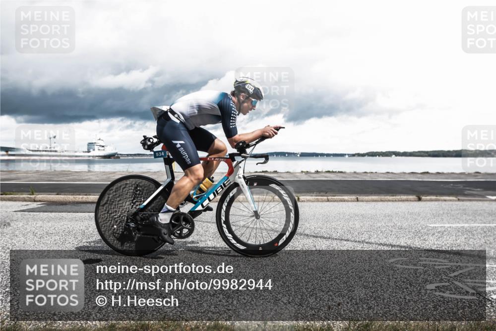 16.08.2026 - KN Förde Triathlon 2026 H.Heesch http://msf.ph/oto/9982944 16.08.2026 12:57:51 Radfahren 362, 510, 525, 534, 542, 746 meine-sportfotos.de