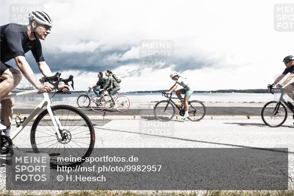 16.08.2026 - KN Förde Triathlon 2026 H.Heesch http://msf.ph/oto/9982957 16.08.2026 12:58:09 Radfahren 509, 720, 722, 724, 727, 735, 740 meine-sportfotos.de